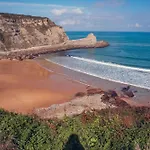 Vandrerhjem Liquid Surfhouse Langre (Cantabria)