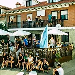 Liquid Surfhouse *