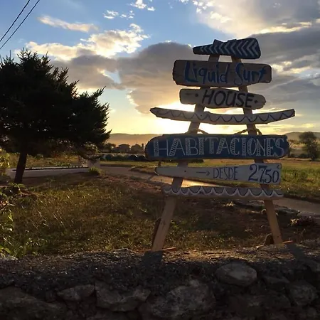 Liquid Surfhouse Хостел *