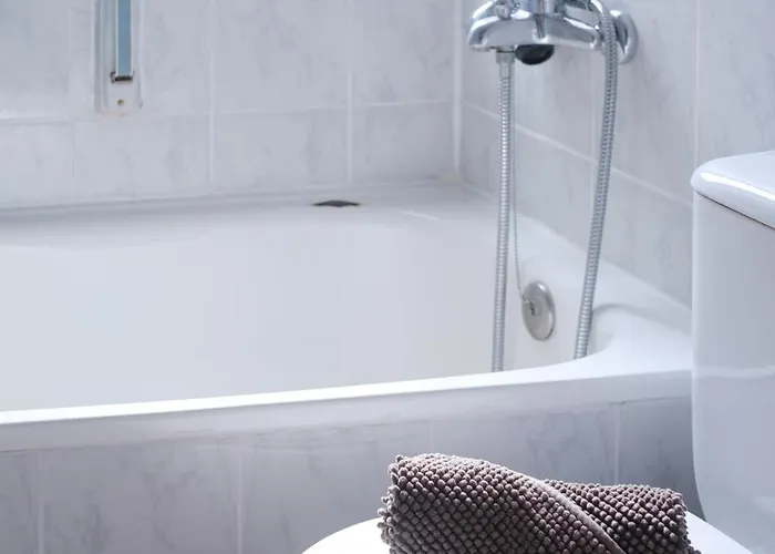 Liquid Surfhouse Hostel