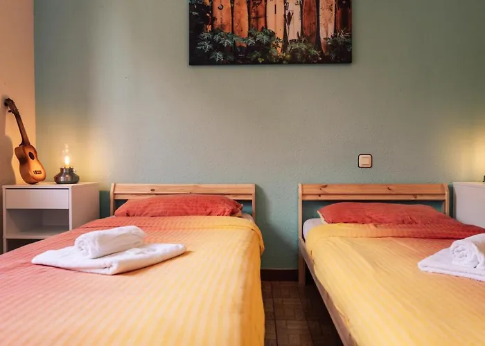 Liquid Surfhouse Langre (Cantabria)