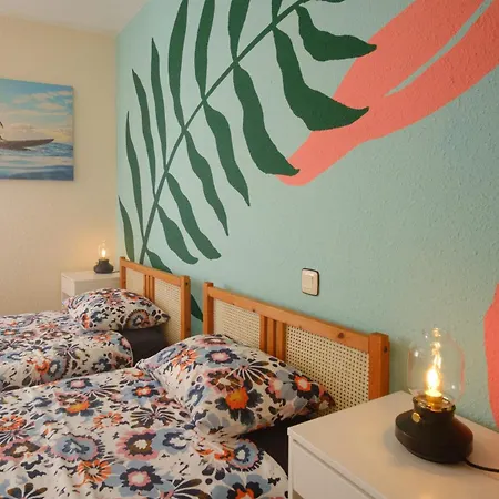 Liquid Surfhouse Hostal *