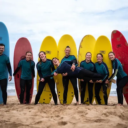 Liquid Surfhouse Hostal