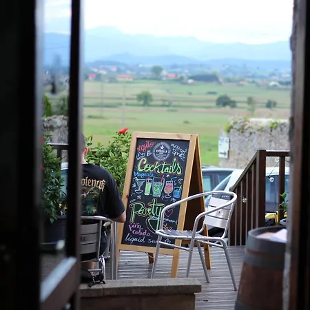 Liquid Surfhouse * Langre (Cantabria)