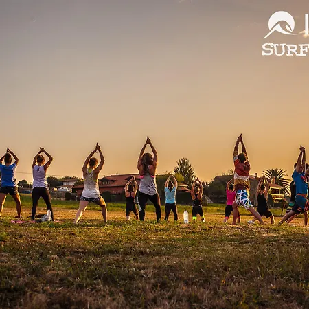 Liquid Surfhouse ホステル