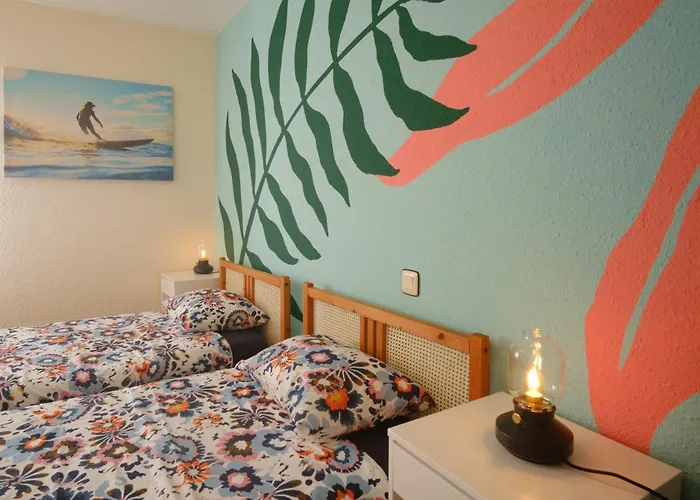 Liquid Surfhouse Hostel *