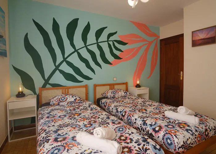 Liquid Surfhouse Hostel