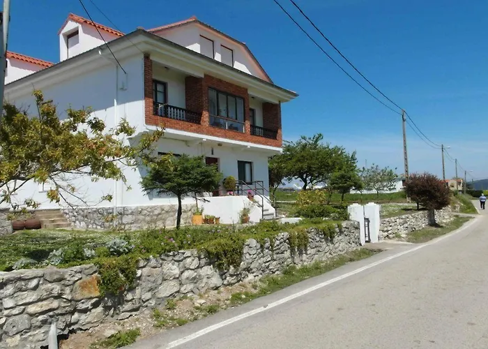 Liquid Surfhouse Hostel Langre (Cantabria)