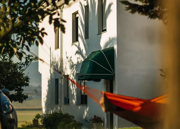 Liquid Surfhouse * Langre (Cantabria)